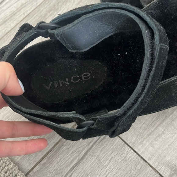 New!! Vince genuine shearling men's sandals - Picture 3 of 5